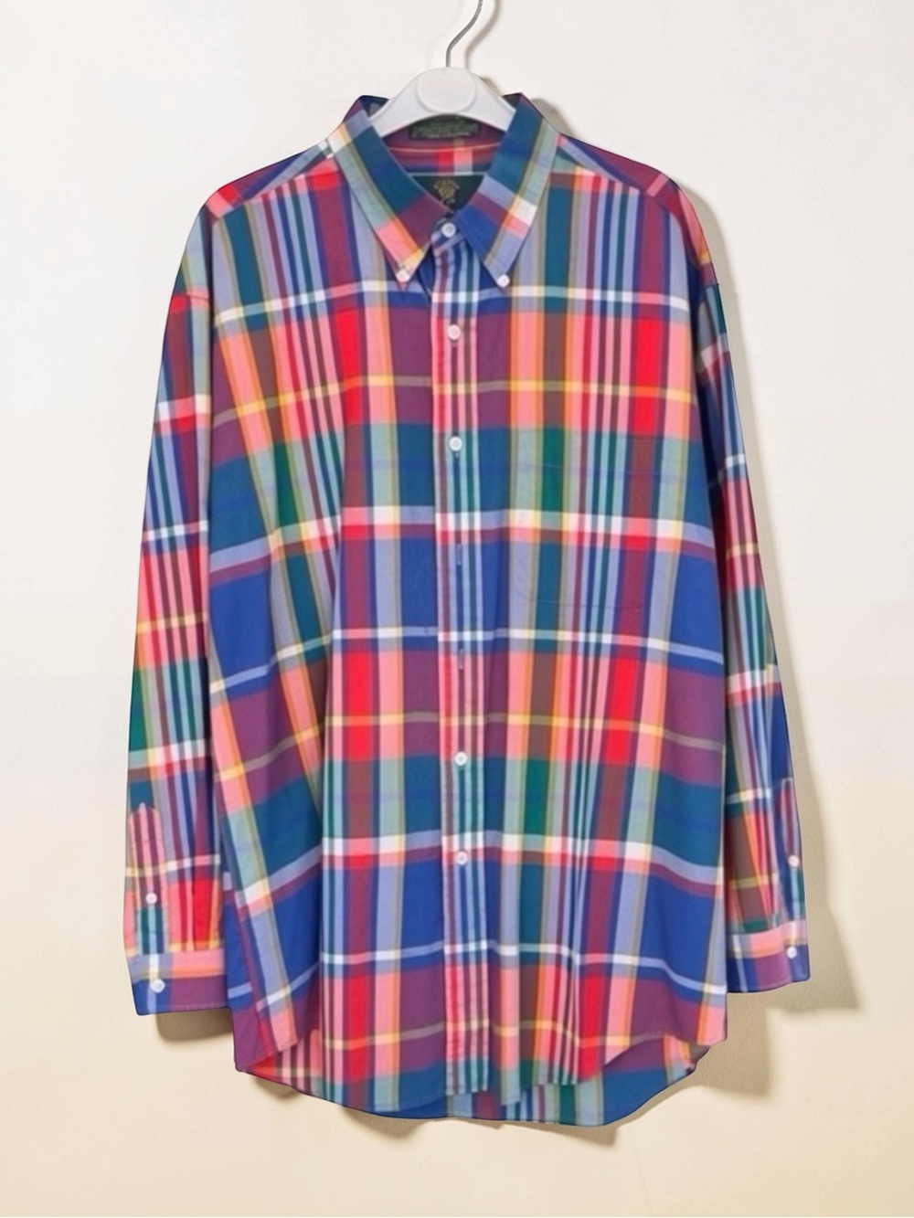 Embassy Row Men’s Button-Down Shirt. Burnt Orange, Red, Blue, Green. Size Large